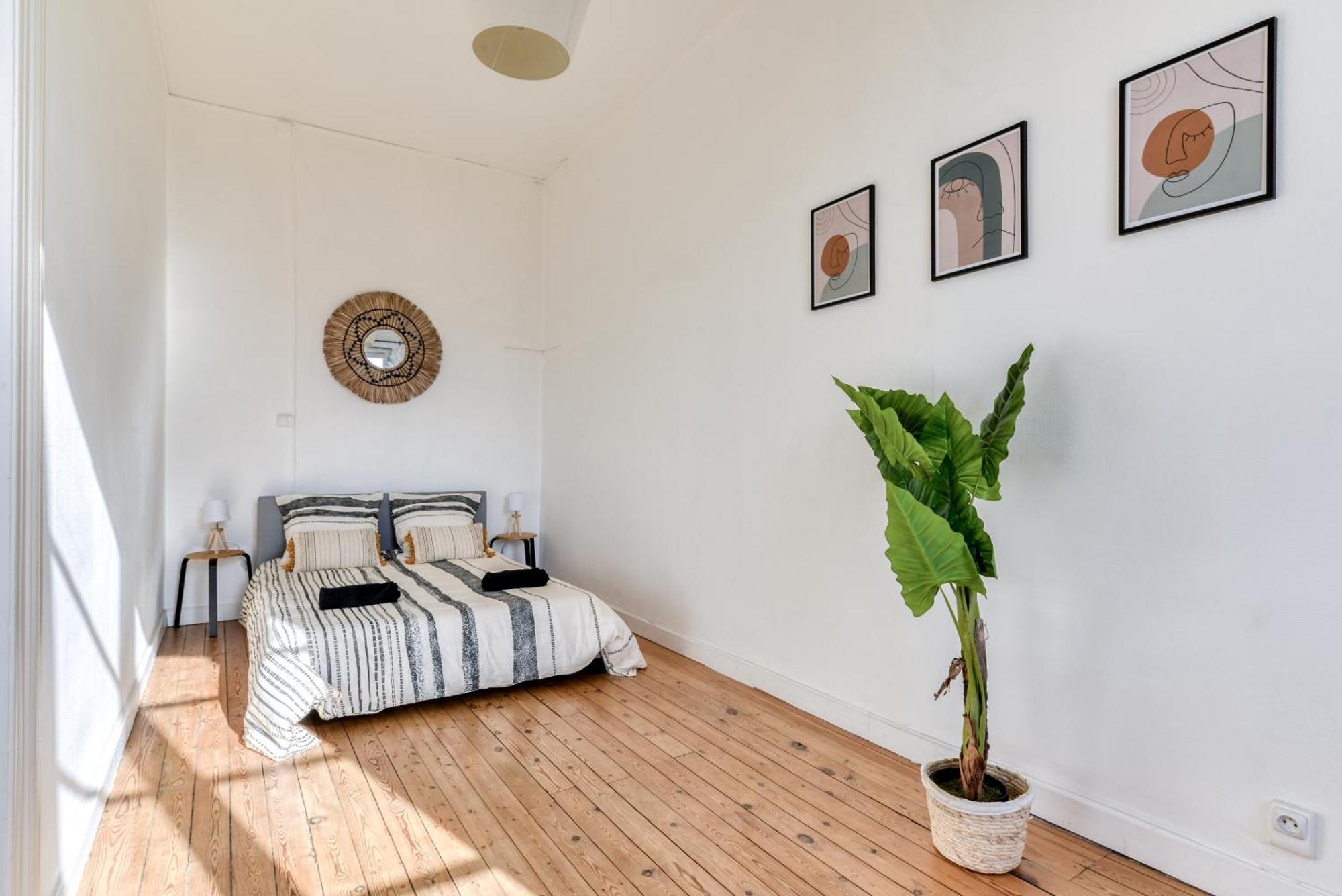 Le Marty - Wifi - Central - Climatison - Parking Gratuit Carcassonne Bagian luar foto