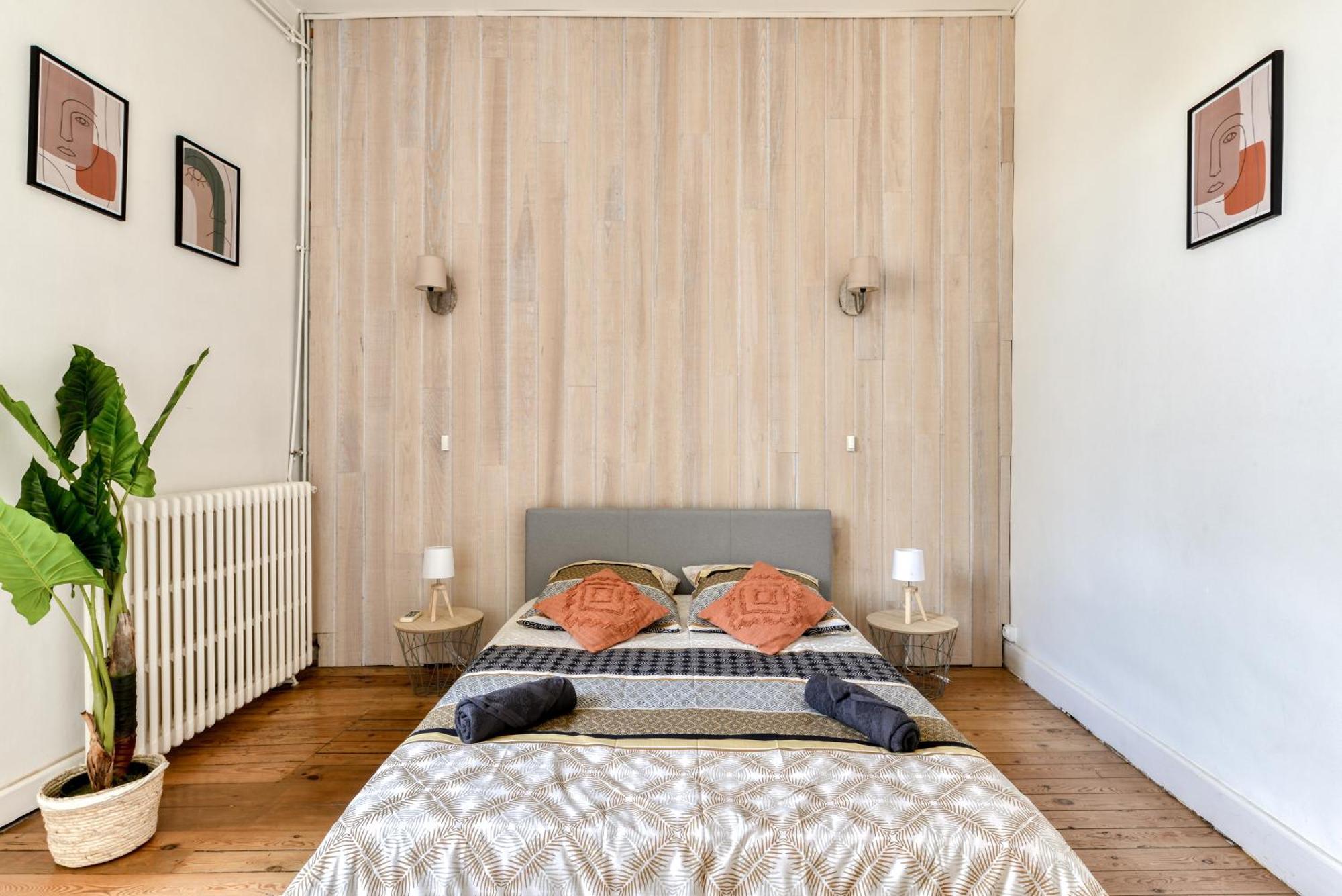 Le Marty - Wifi - Central - Climatison - Parking Gratuit Carcassonne Bagian luar foto